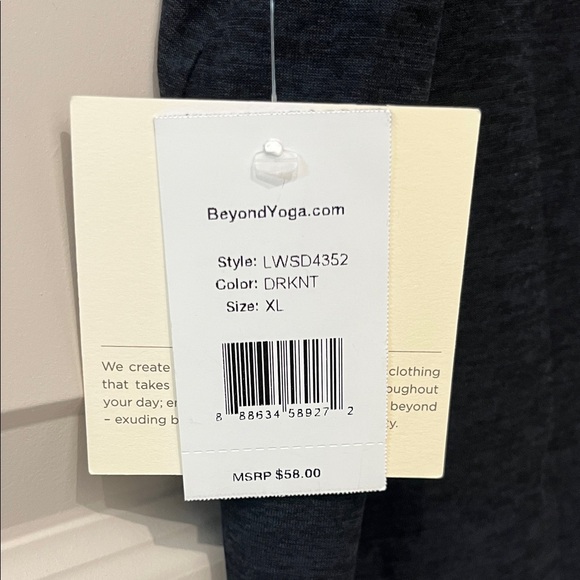 Beyond Yoga Black Muscle Tee - Picture 3 of 4